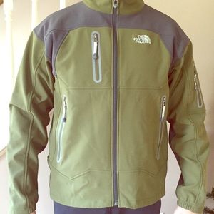 North Face Apex Soft Shell EUC